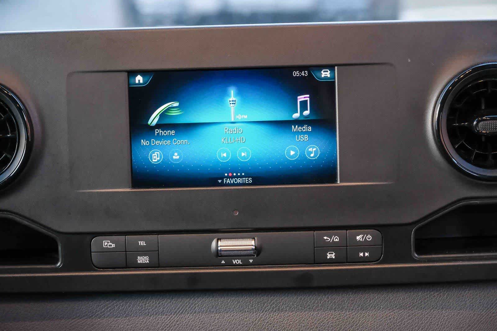 Thumbnail: 2023 Mercedes-Benz Sprinter - 14