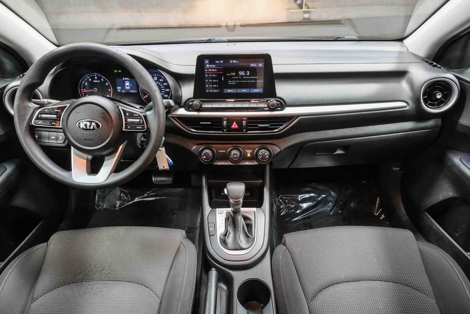 Thumbnail: 2020 Kia Forte - 15