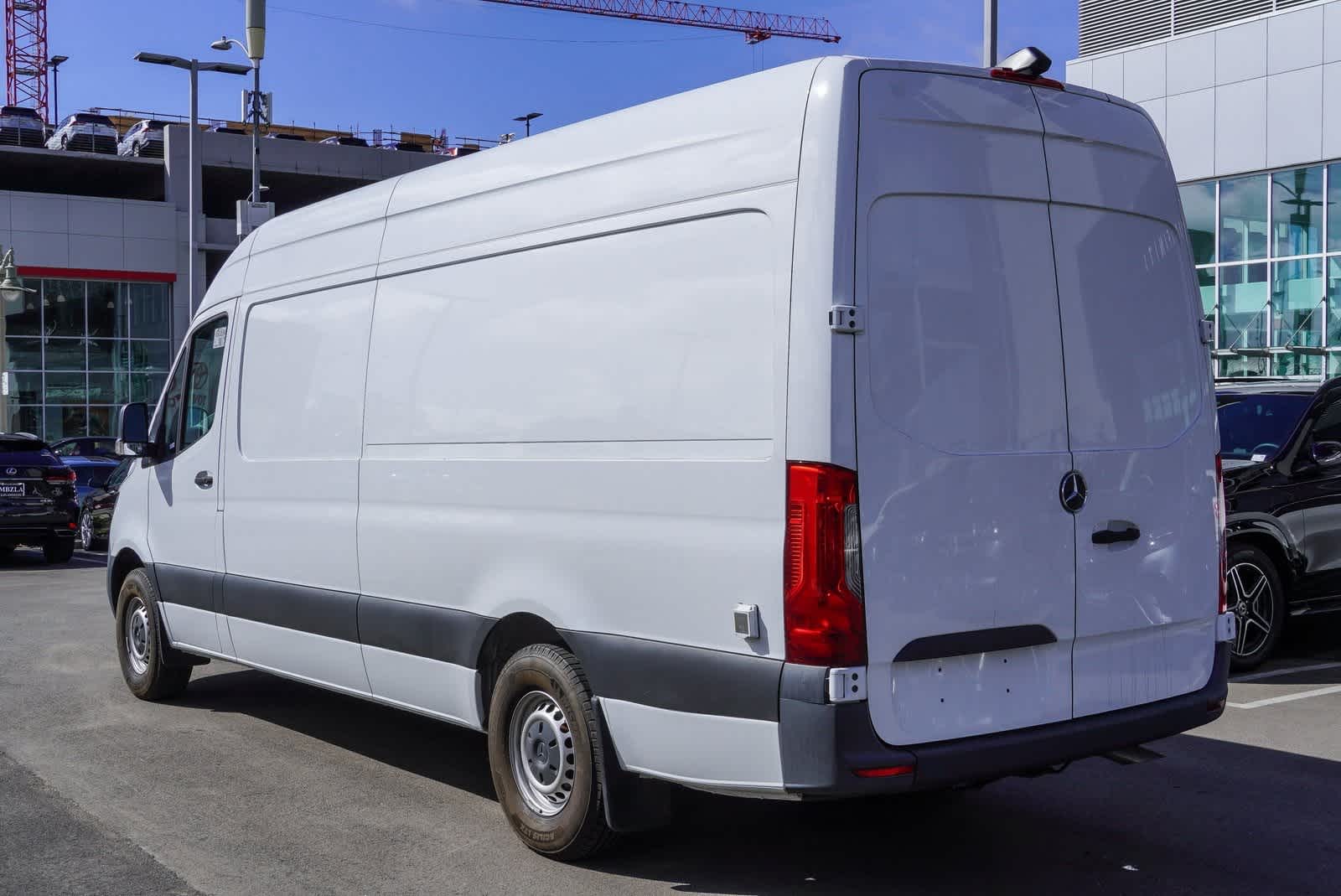 Thumbnail: 2019 Mercedes-Benz Sprinter - 14