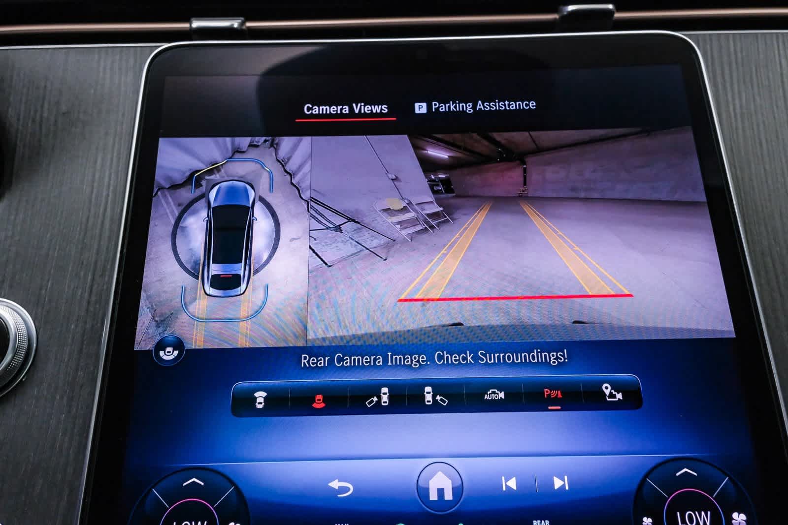 Thumbnail: 2022 Mercedes-Benz EQS - 24