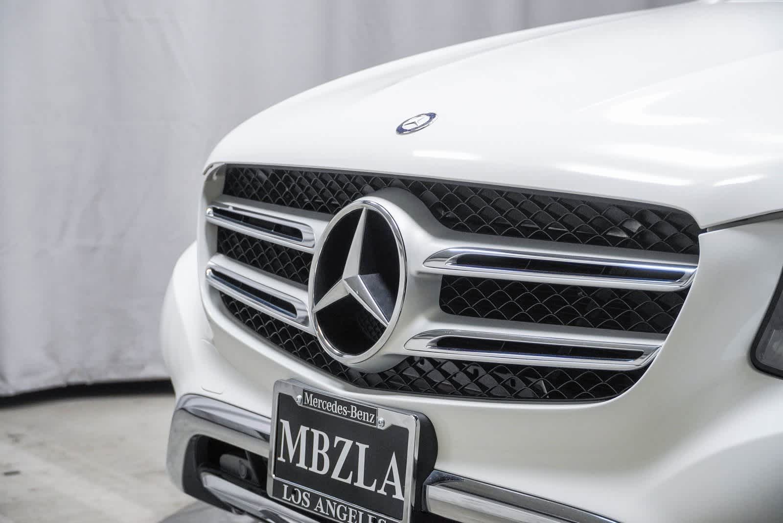 Thumbnail: 2017 Mercedes-Benz GLC - 7