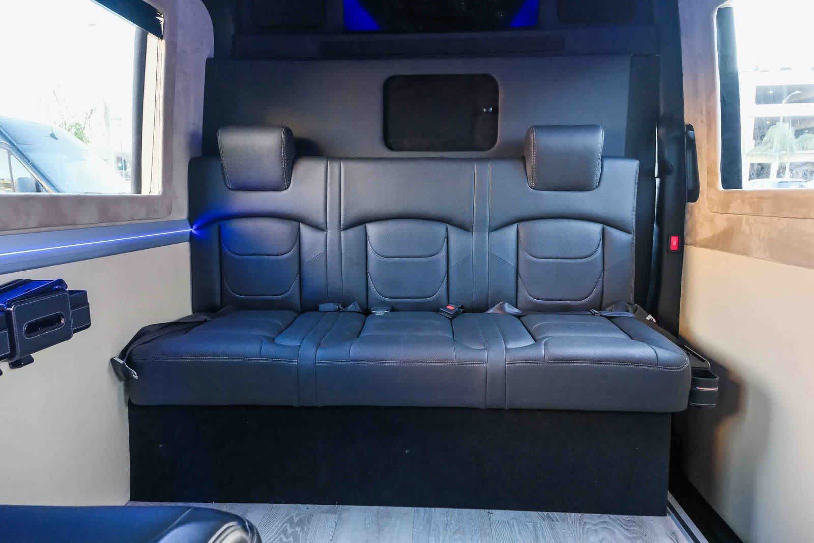 Thumbnail: 2024 Mercedes-Benz Sprinter - 32