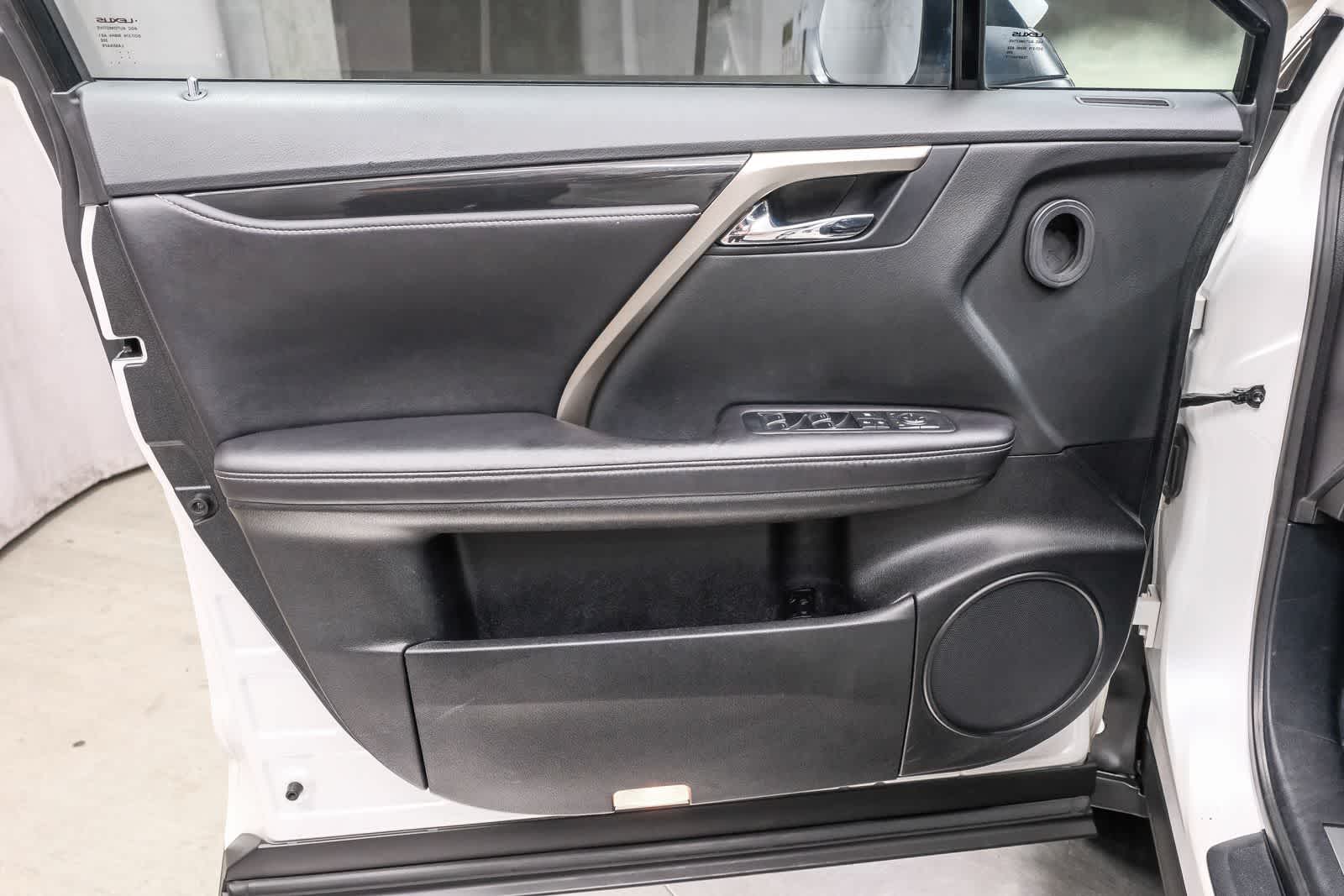 Thumbnail: 2016 Lexus RX - 17