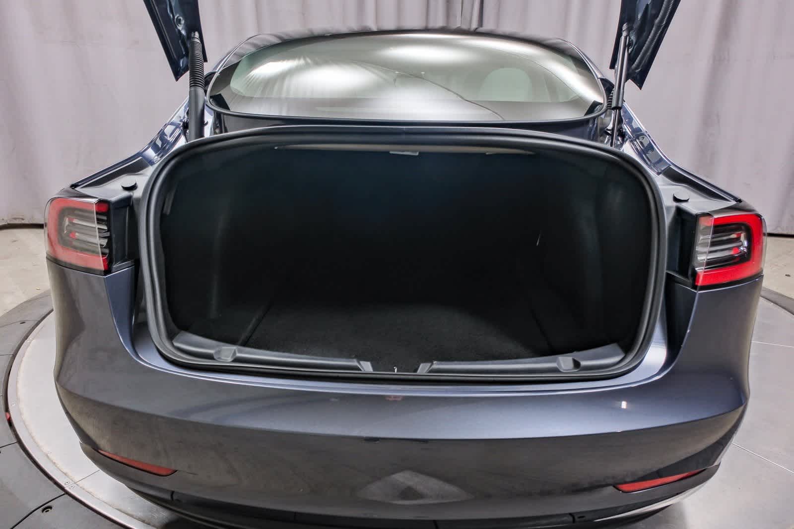 Thumbnail: 2023 Tesla Model 3 - 24