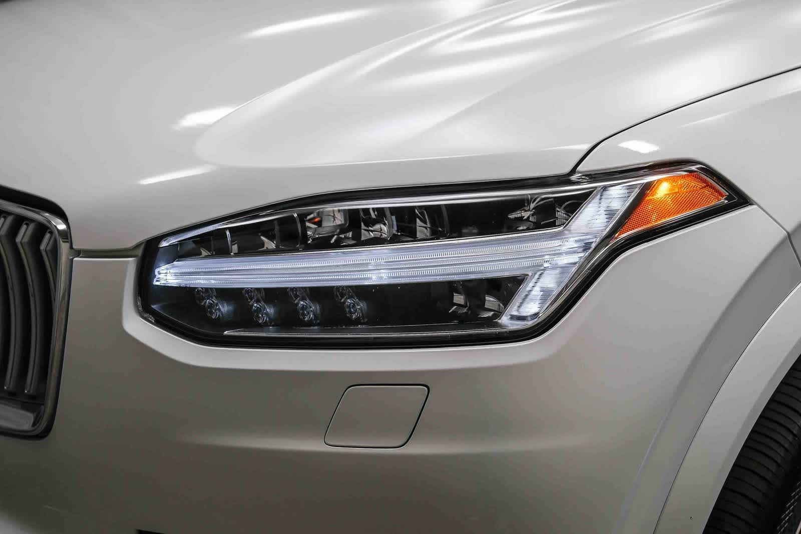 Thumbnail: 2021 Volvo XC90 - 10