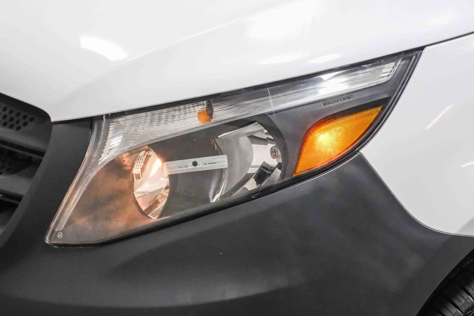 Thumbnail: 2022 Mercedes-Benz Metris - 11