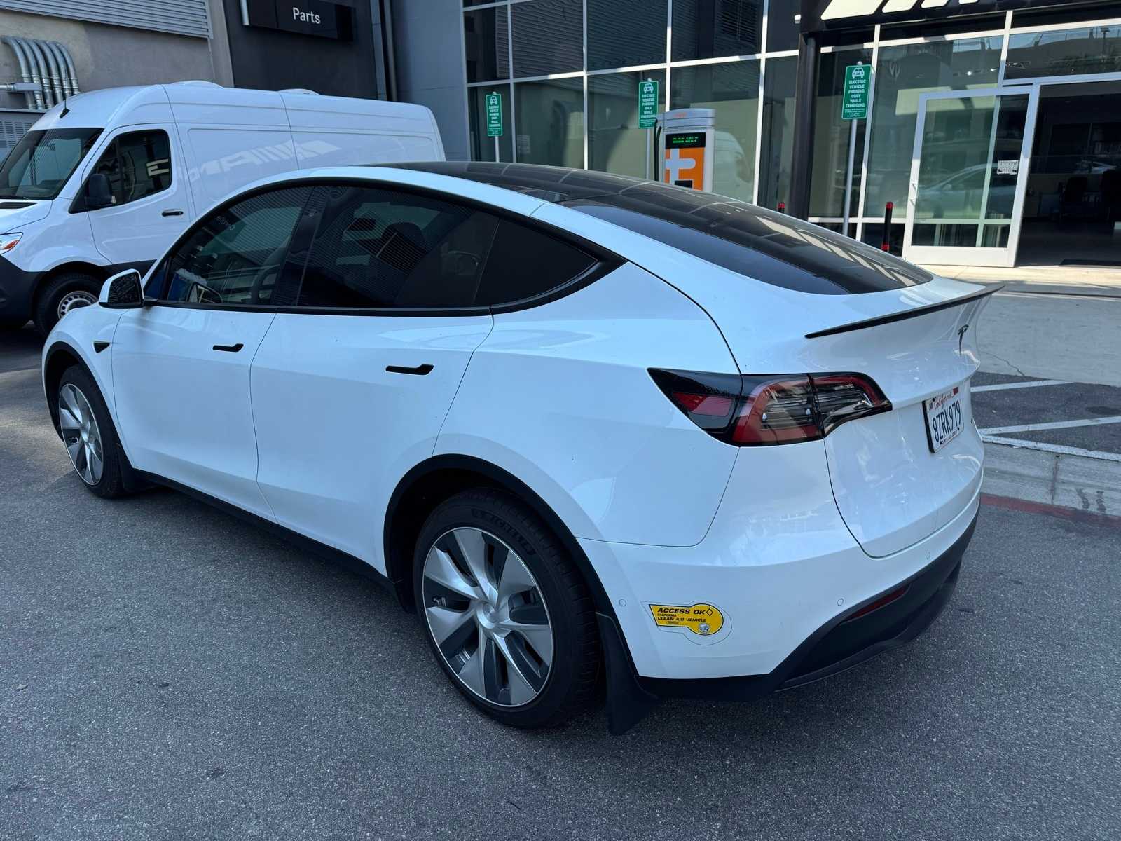 Thumbnail: 2022 Tesla Model Y - 2