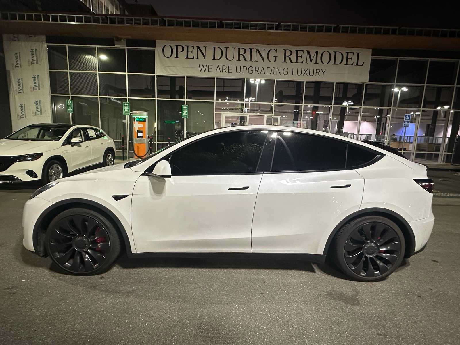 Thumbnail: 2022 Tesla Model Y - 2