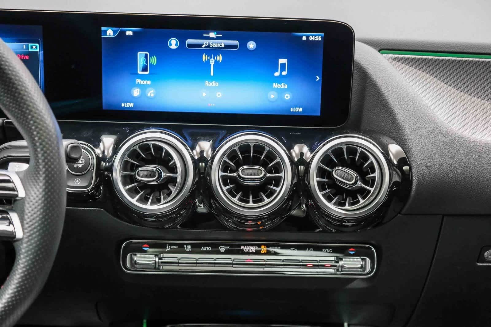 Thumbnail: 2025 Mercedes-Benz GLA - 14