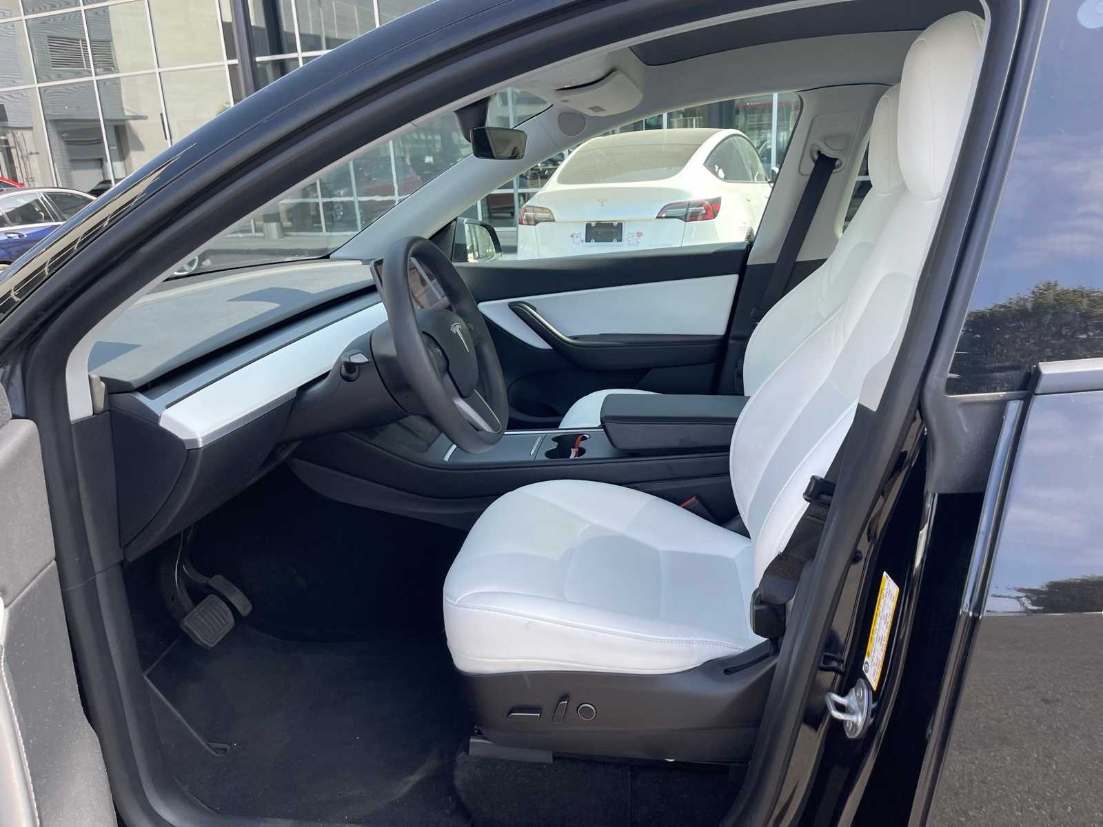 Thumbnail: 2021 Tesla Model Y - 5