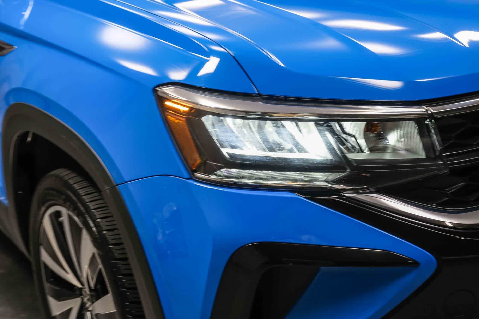 Thumbnail: 2022 Volkswagen Taos - 13