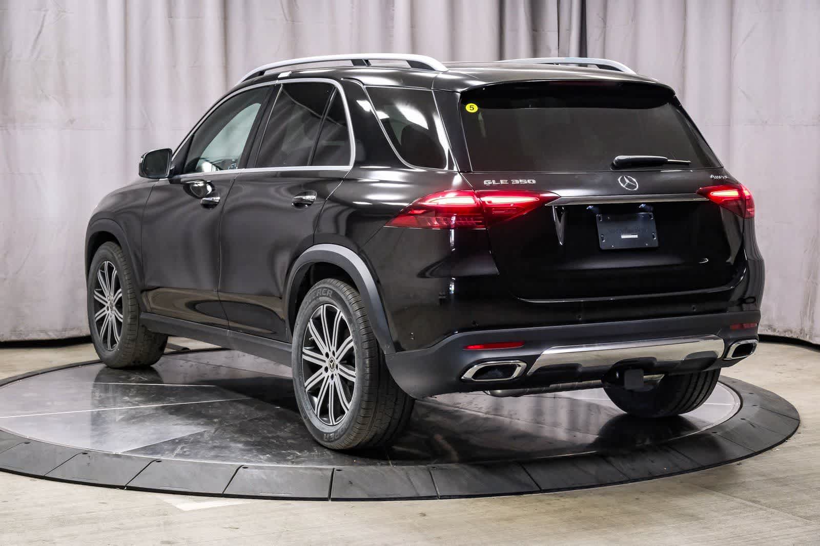 Thumbnail: 2026 Mercedes-Benz GLE - 2