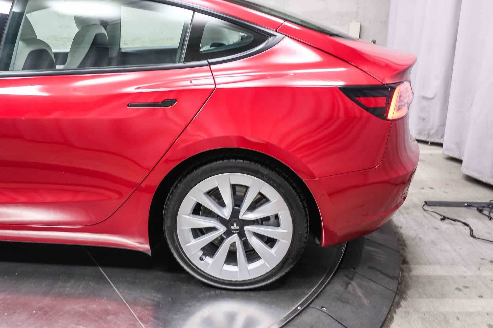 Thumbnail: 2021 Tesla Model 3 - 8