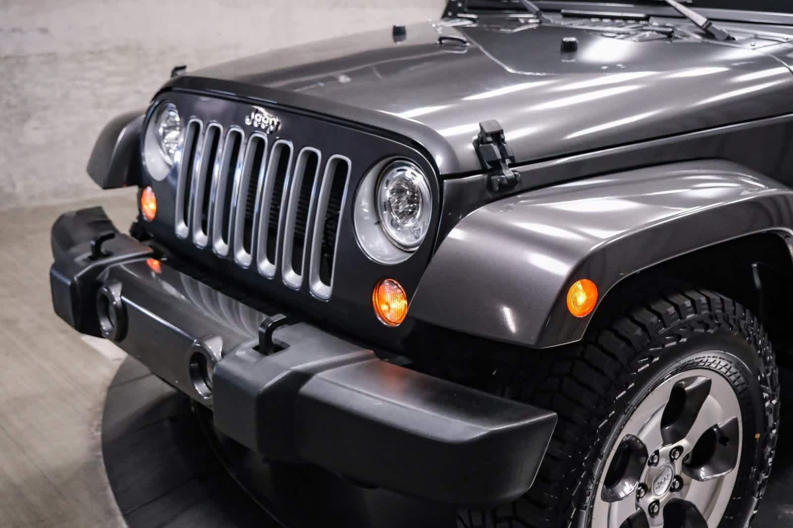 Thumbnail: 2018 Jeep Wrangler - 6