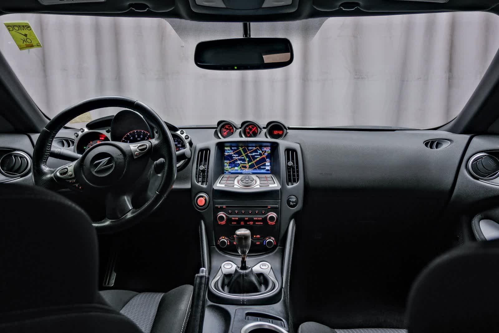 Thumbnail: 2015 Nissan Z - 12