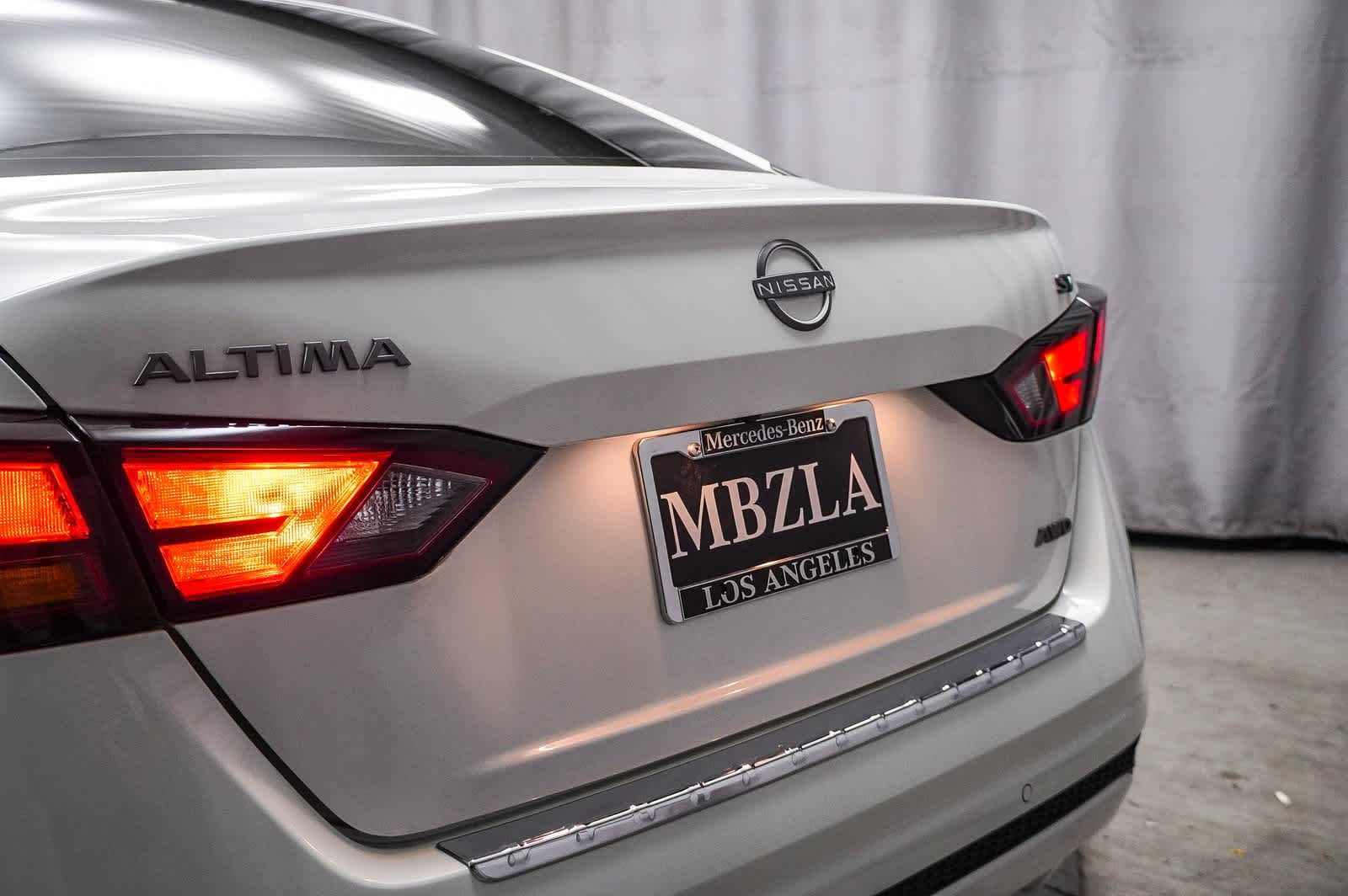 2023 Nissan Altima SV 12