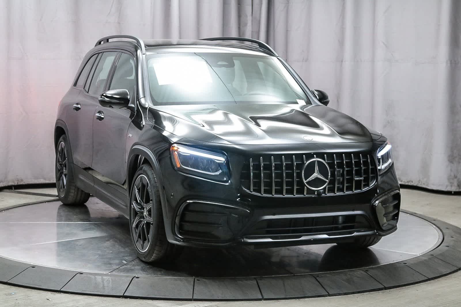 Thumbnail: 2025 Mercedes-Benz GLB - 3