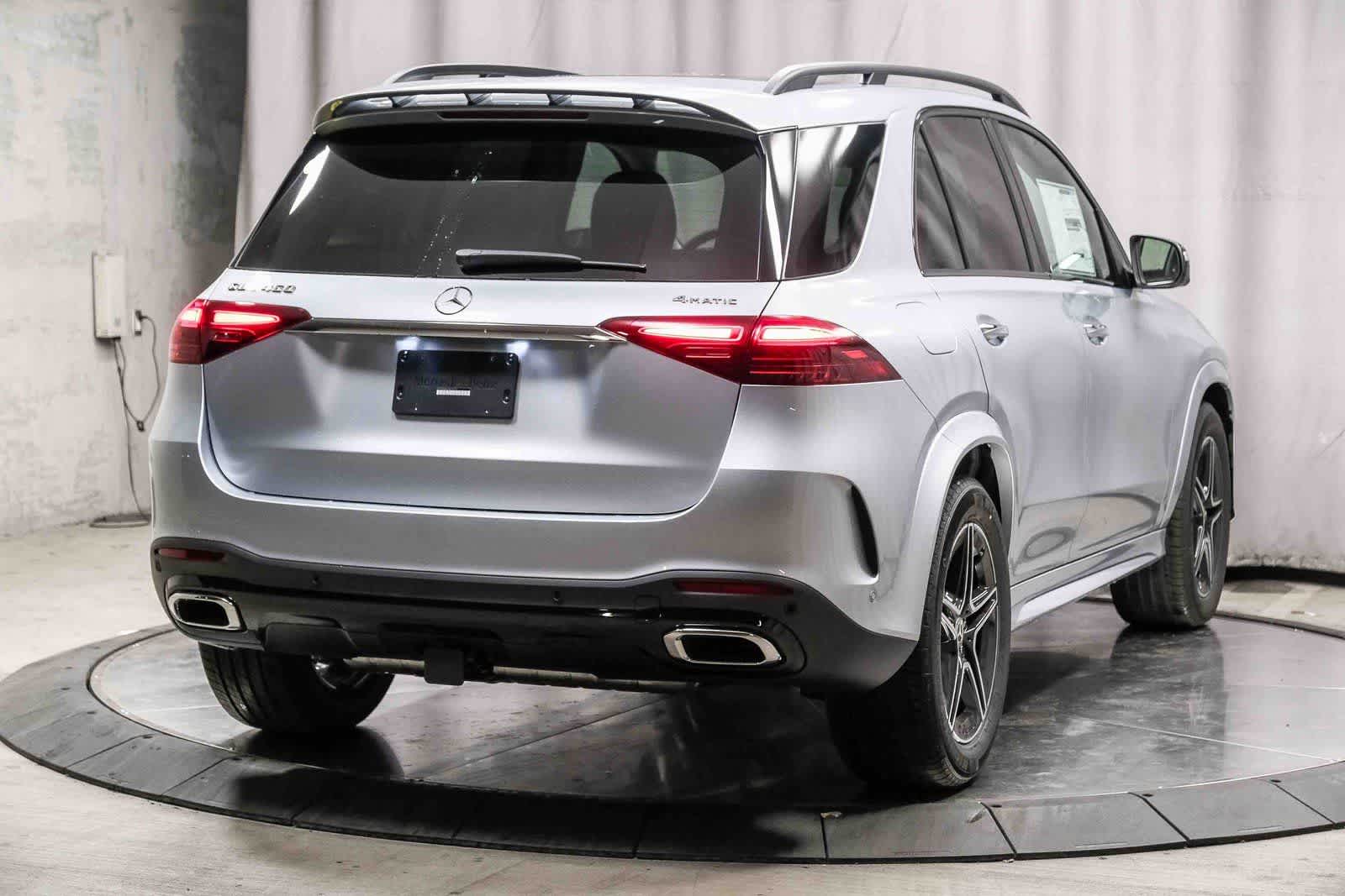 Thumbnail: 2026 Mercedes-Benz GLE - 4