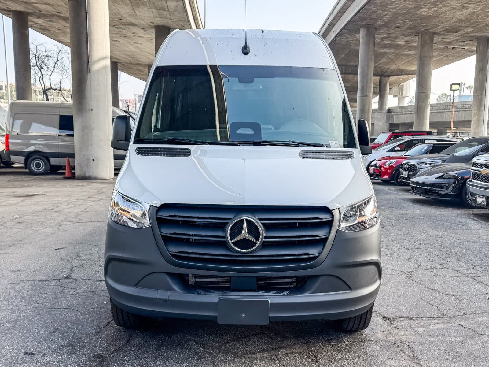 Thumbnail: 2026 Mercedes-Benz Sprinter - 2