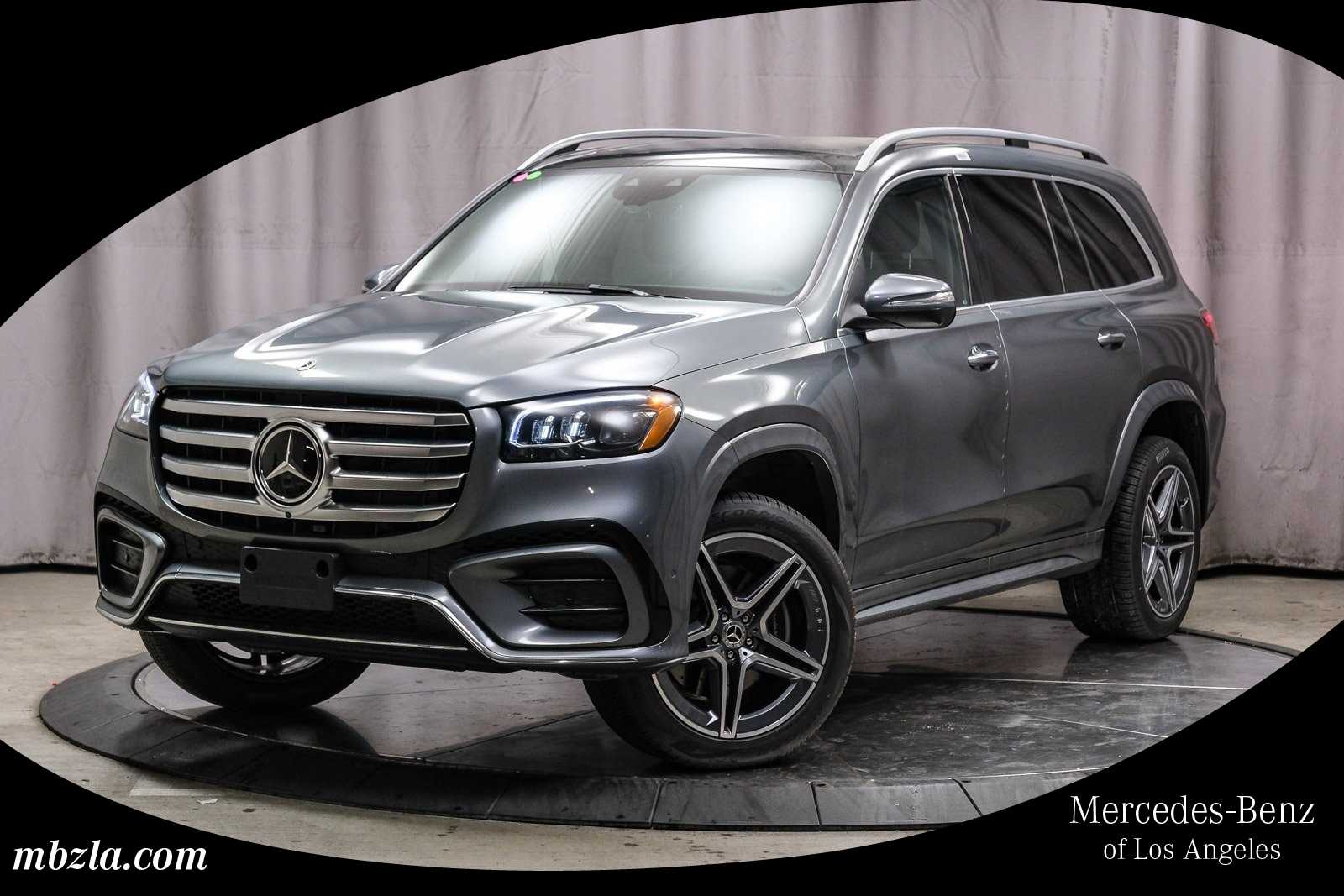2025 Mercedes-Benz GLS Base's photo