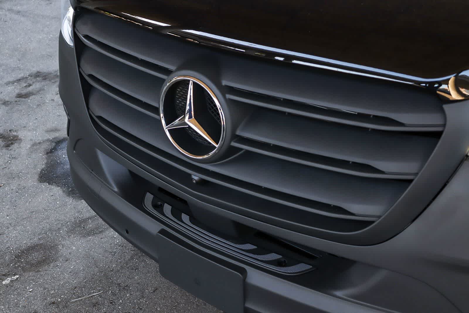 Thumbnail: 2026 Mercedes-Benz Sprinter - 8