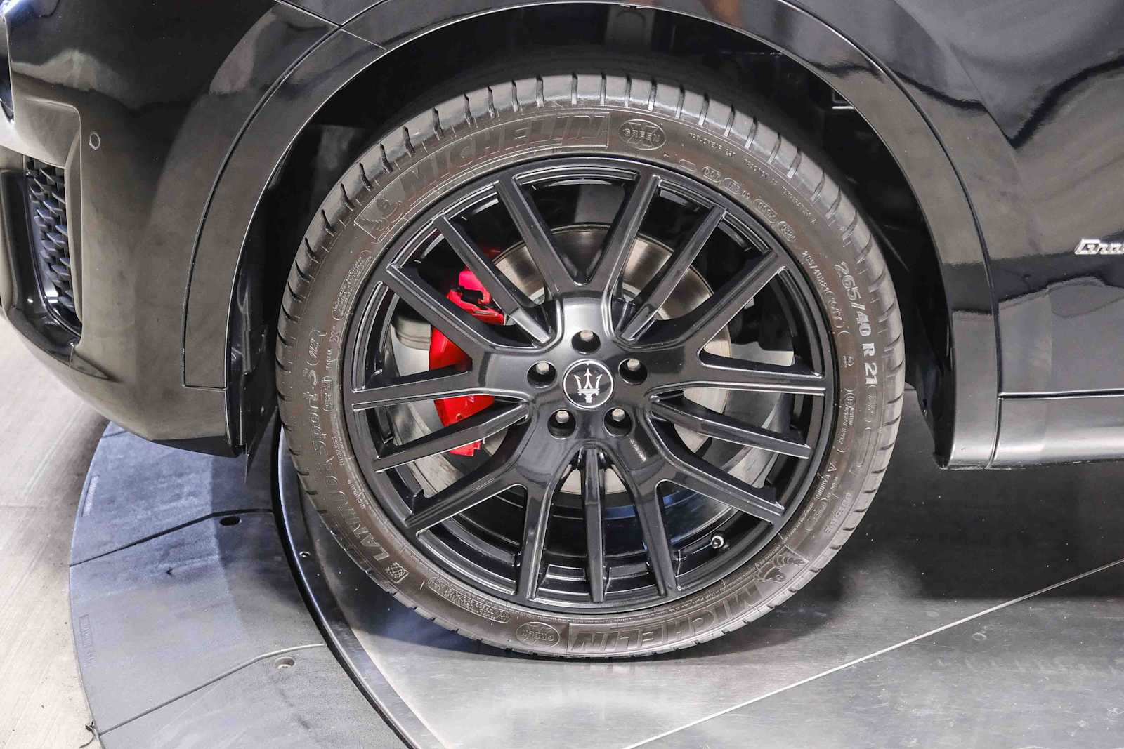 Thumbnail: 2019 Maserati Levante - 10