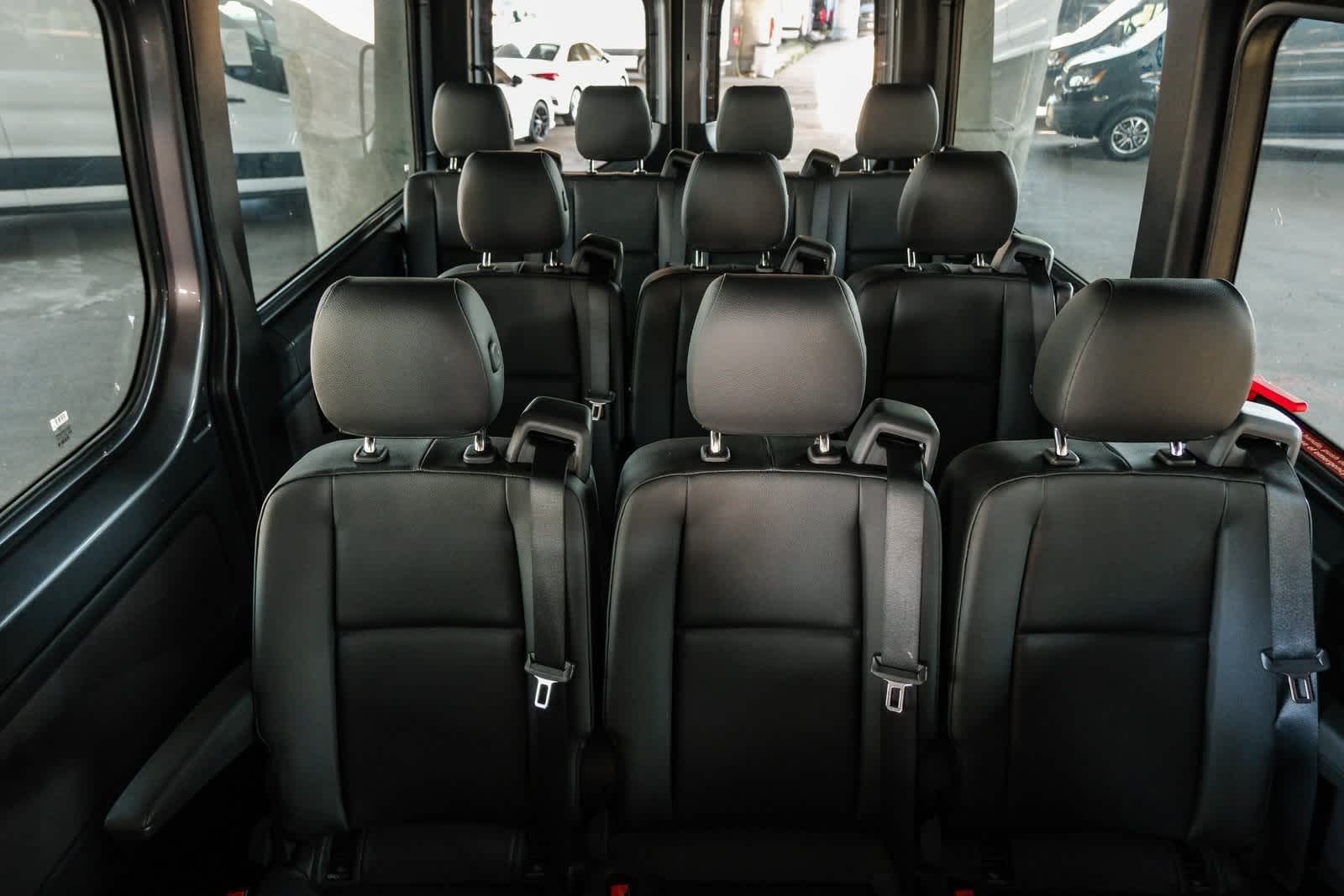 Thumbnail: 2024 Mercedes-Benz Sprinter - 27