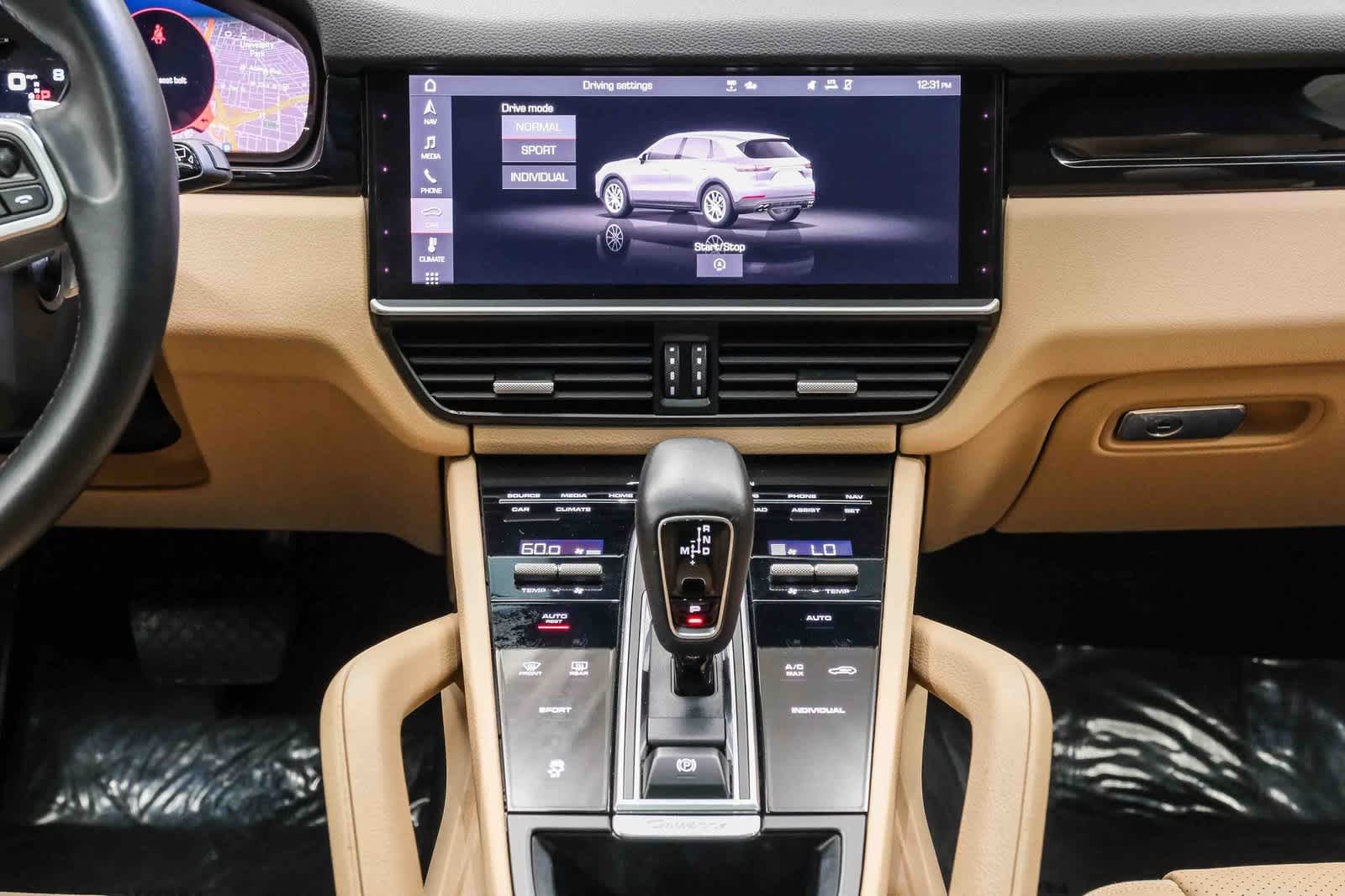 Thumbnail: 2020 Porsche Cayenne - 14