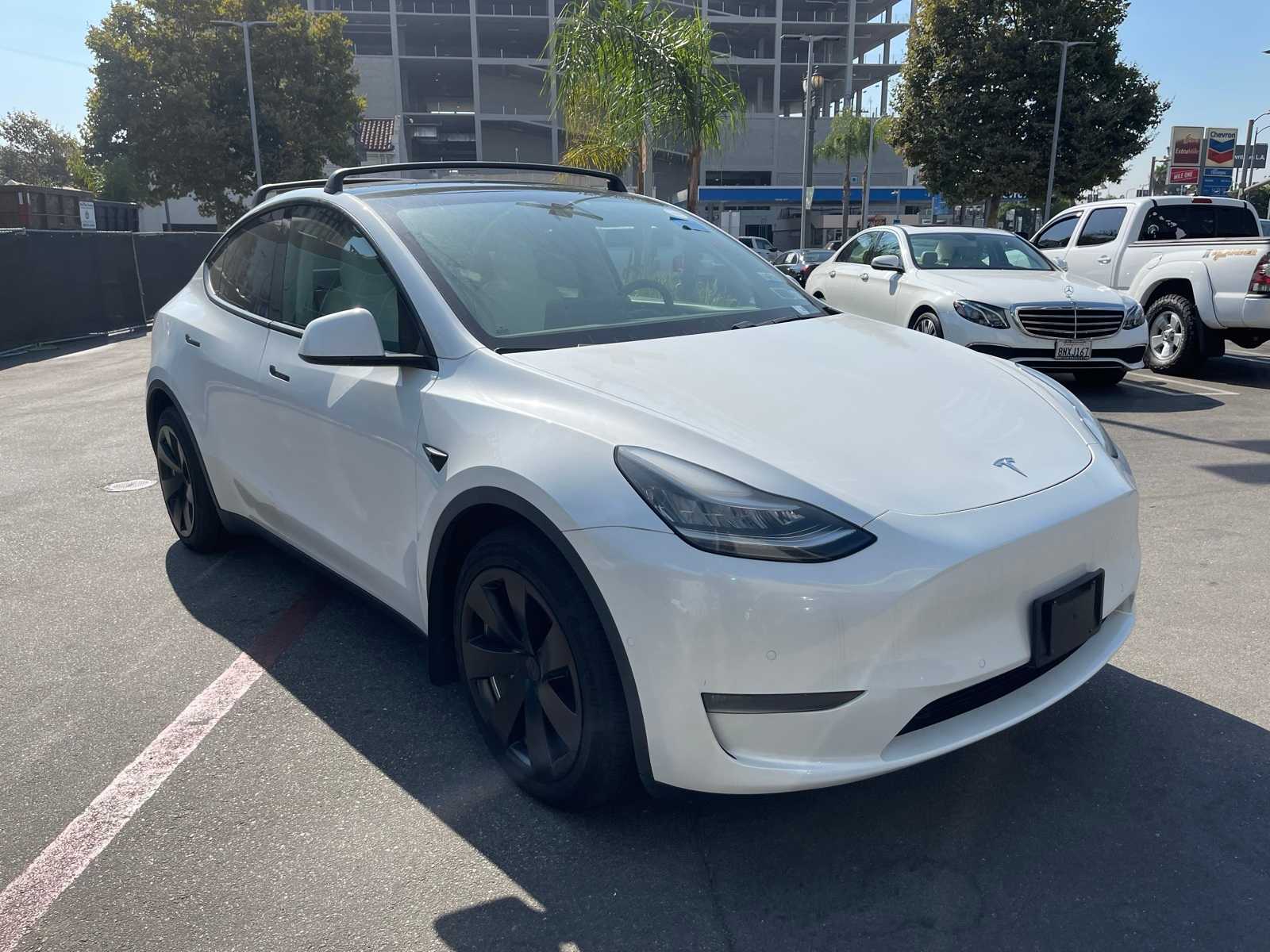 Thumbnail: 2020 Tesla Model Y - 4