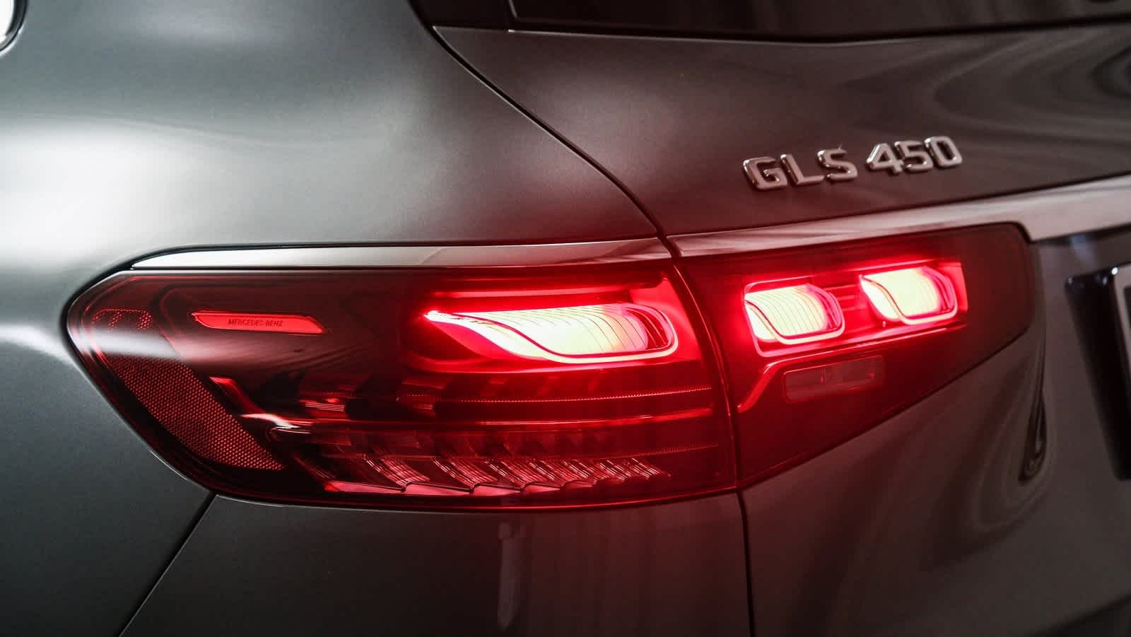 Thumbnail: 2025 Mercedes-Benz GLS - 7