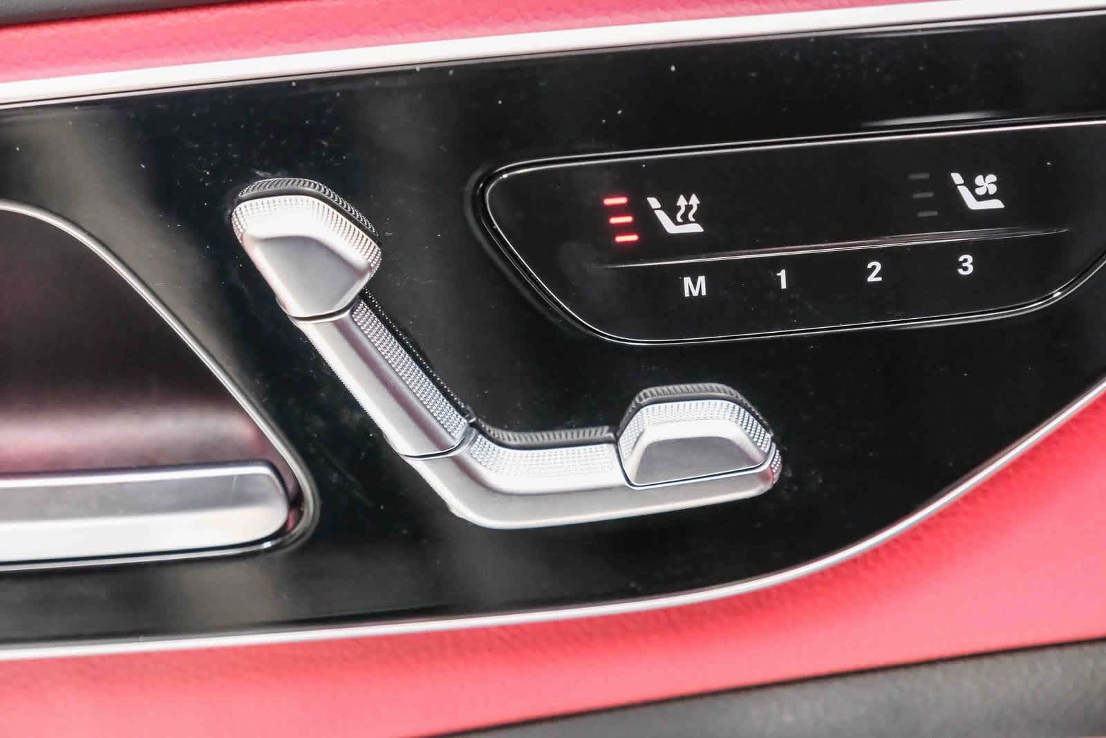 Thumbnail: 2024 Mercedes-Benz C-Class - 20