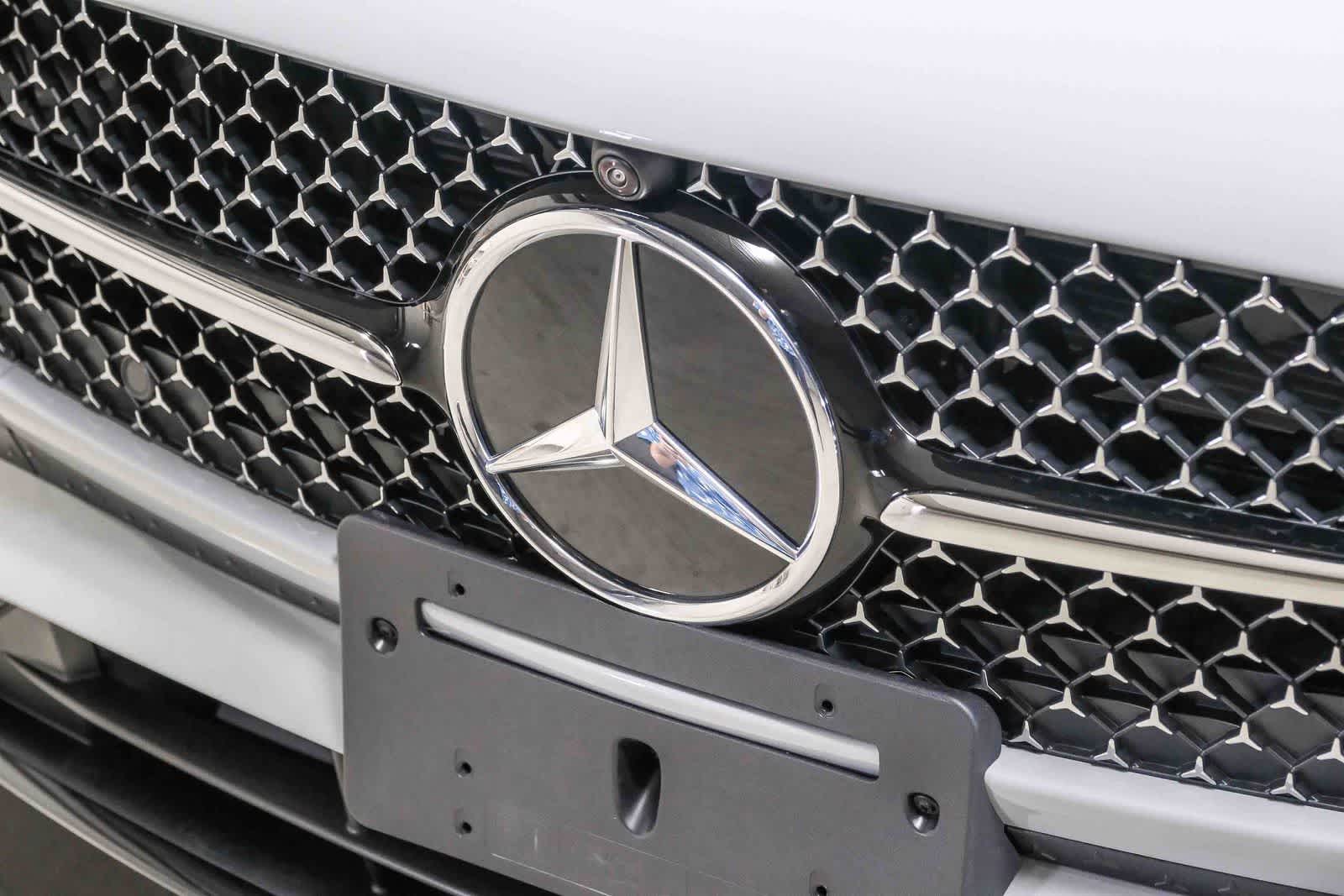 Thumbnail: 2026 Mercedes-Benz CLE - 13
