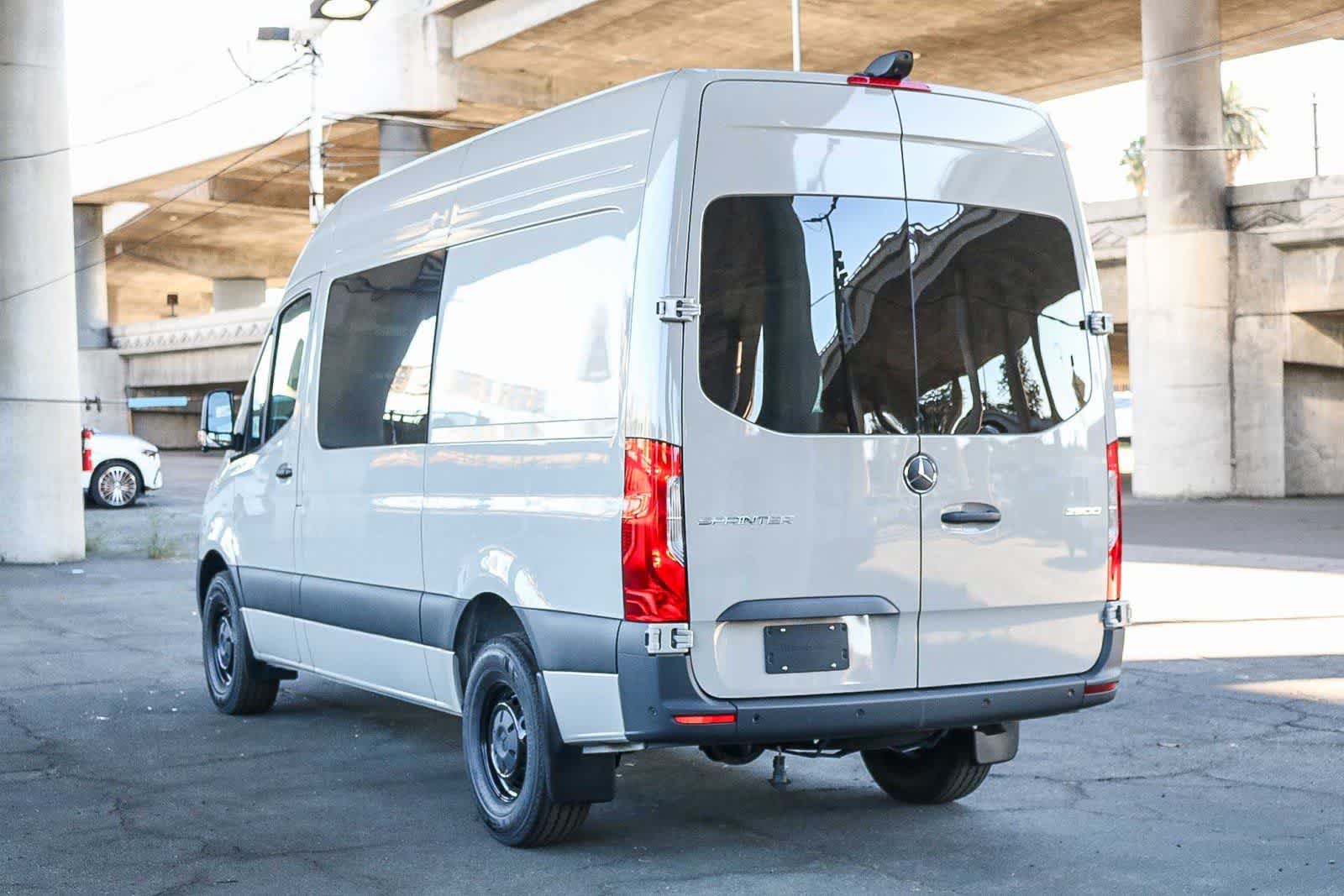 Thumbnail: 2026 Mercedes-Benz Sprinter - 8