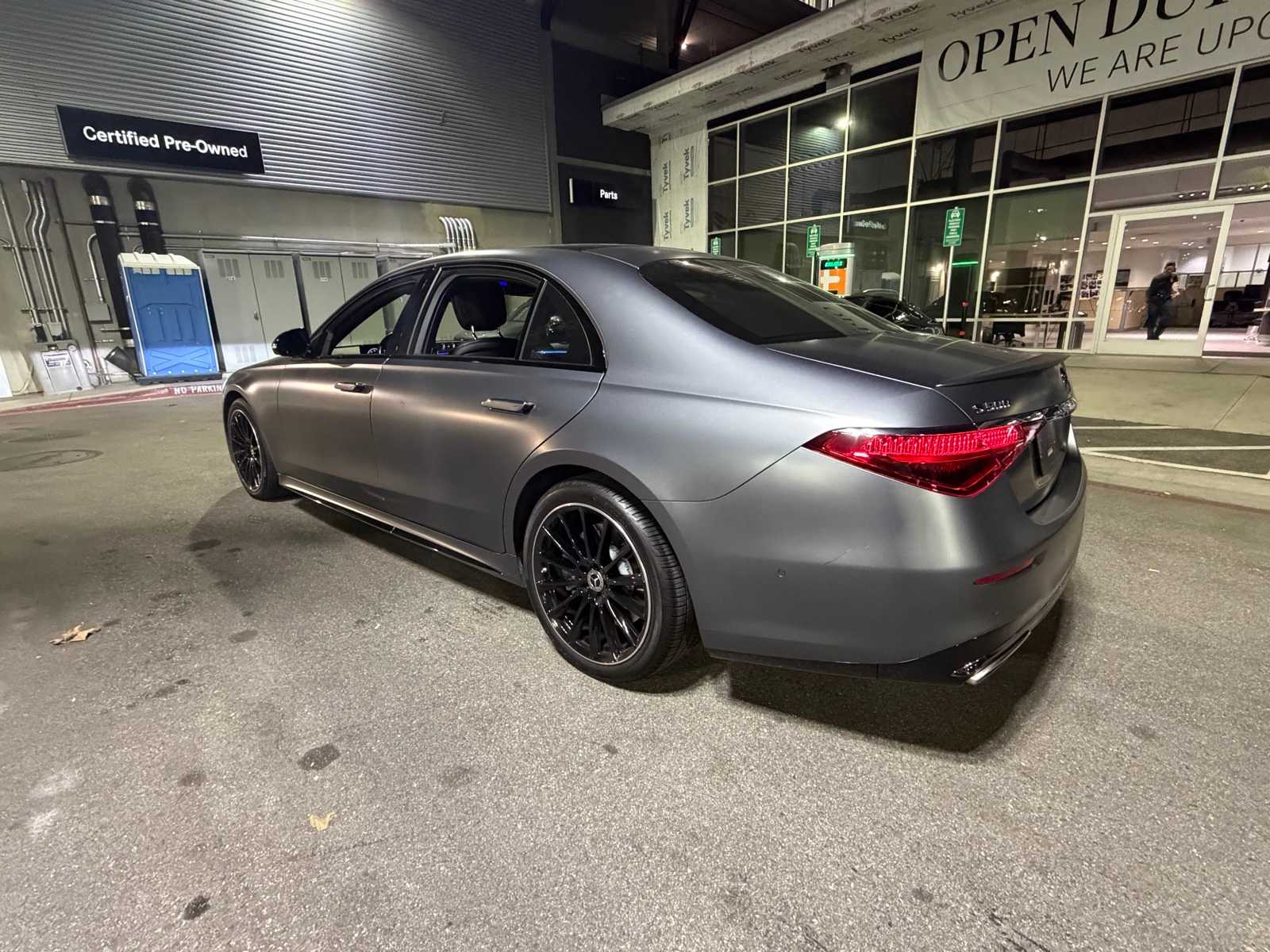 Thumbnail: 2023 Mercedes-Benz S-Class - 3