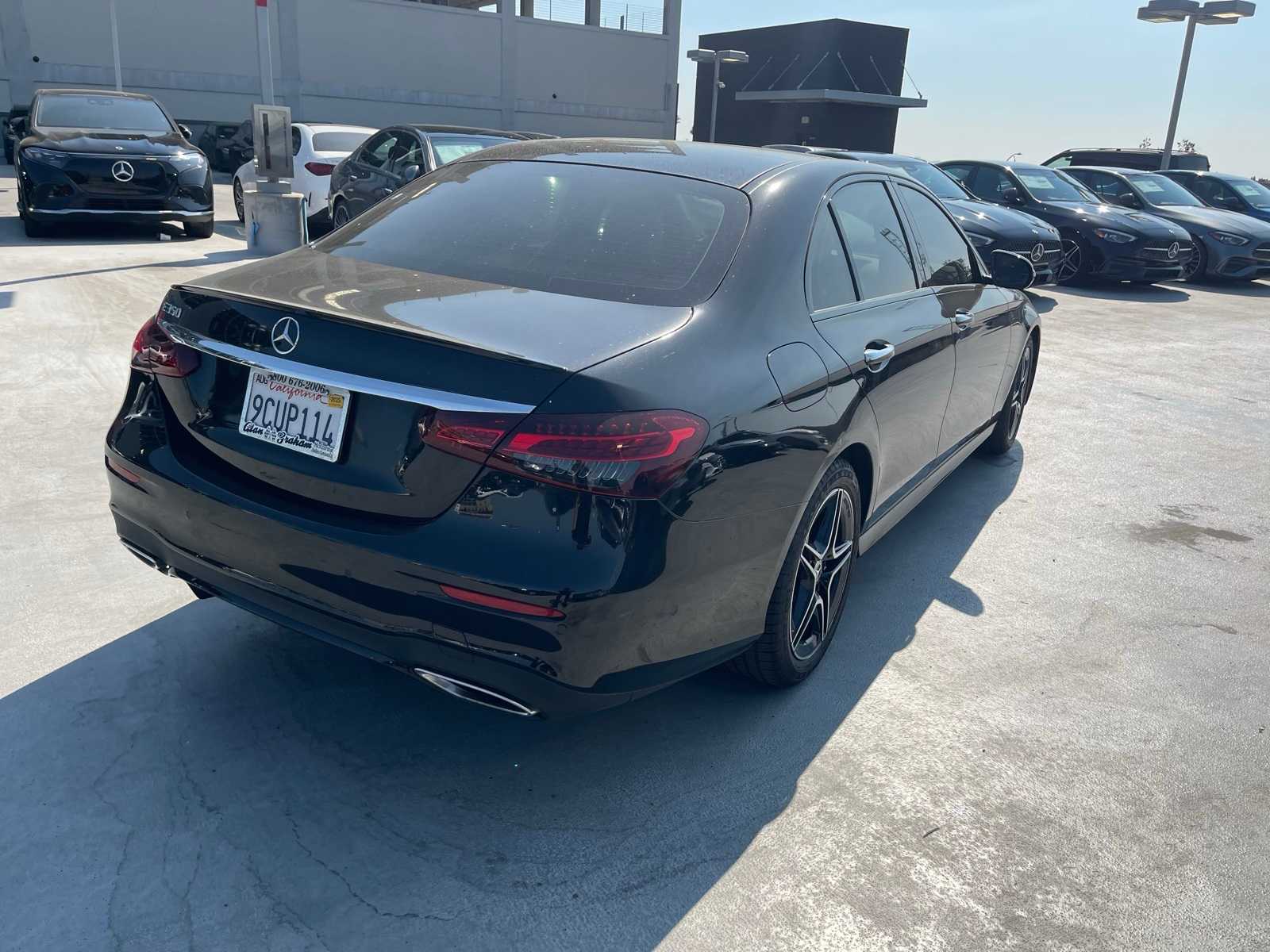 Thumbnail: 2022 Mercedes-Benz E-Class - 3