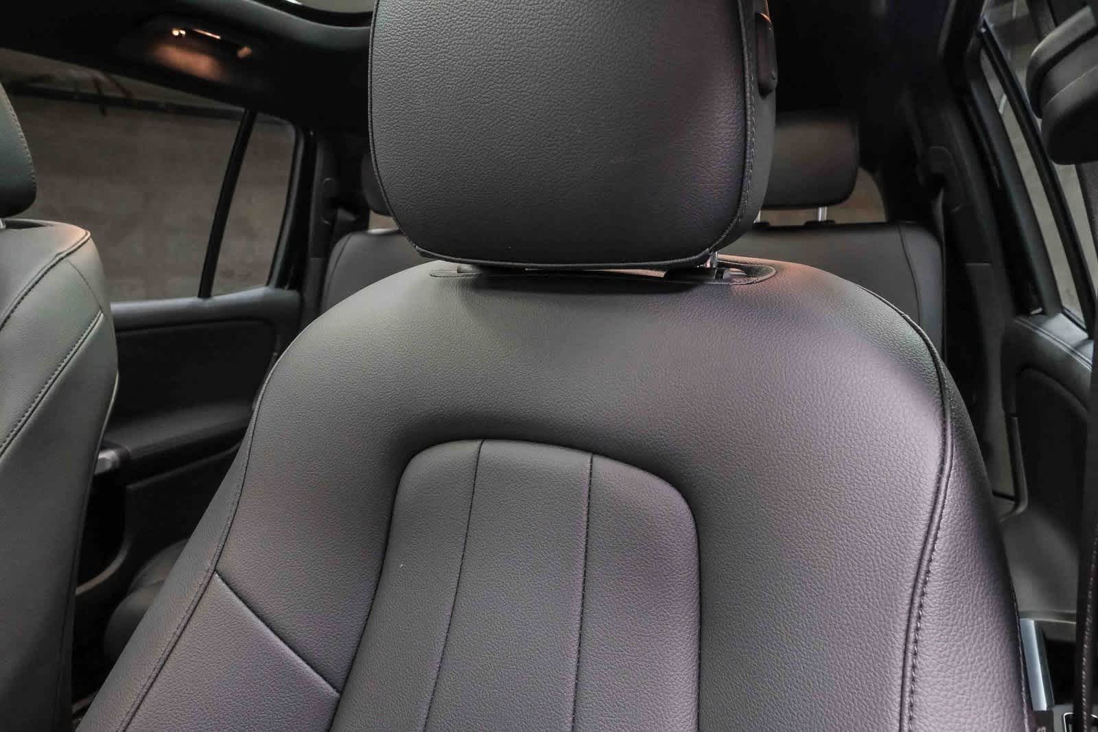 Thumbnail: 2023 Mercedes-Benz EQB - 22