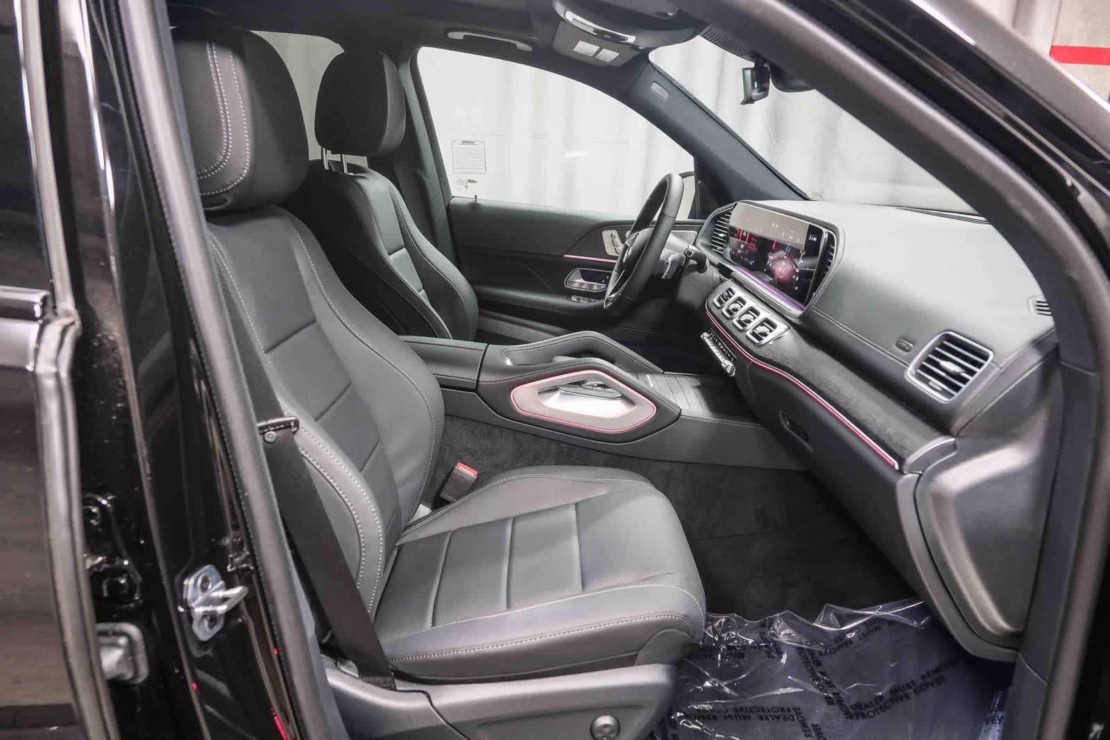 Thumbnail: 2026 Mercedes-Benz GLE - 22