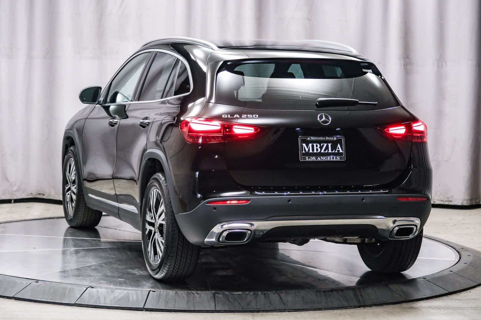 Thumbnail: 2025 Mercedes-Benz GLA - 2