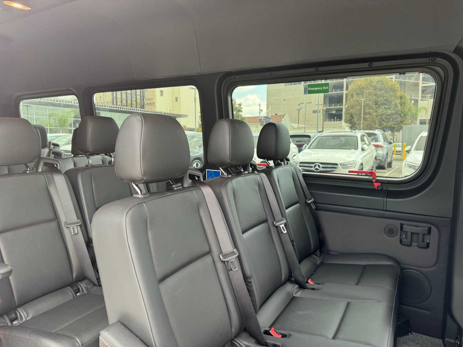 Thumbnail: 2019 Mercedes-Benz Sprinter - 6
