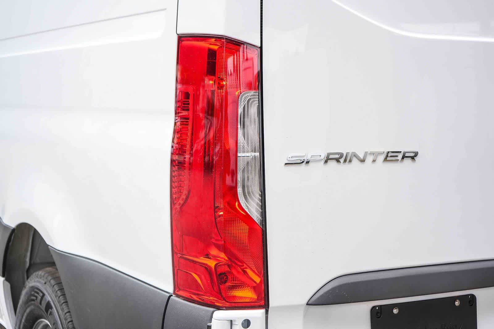 Thumbnail: 2026 Mercedes-Benz Sprinter - 10
