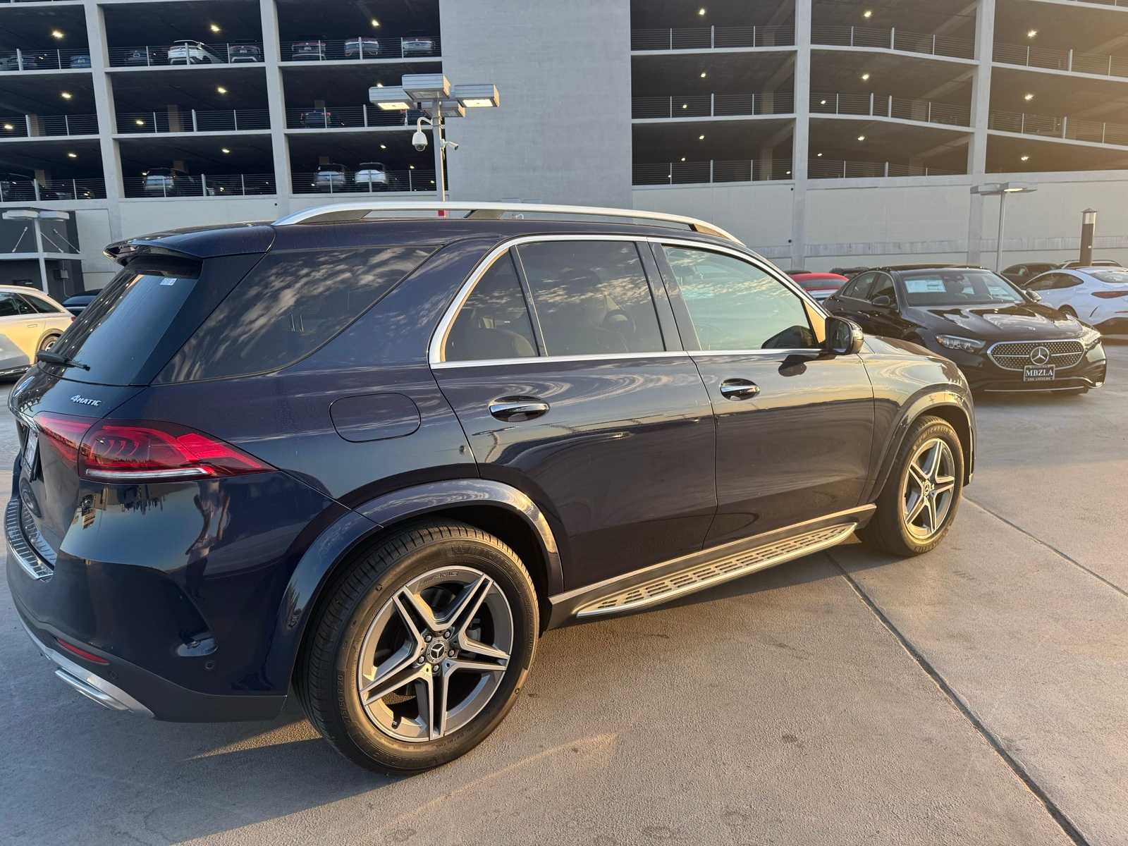 Thumbnail: 2022 Mercedes-Benz GLE - 3