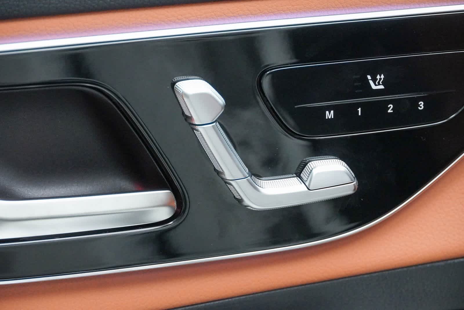 2025 Mercedes-Benz GLC 300 22