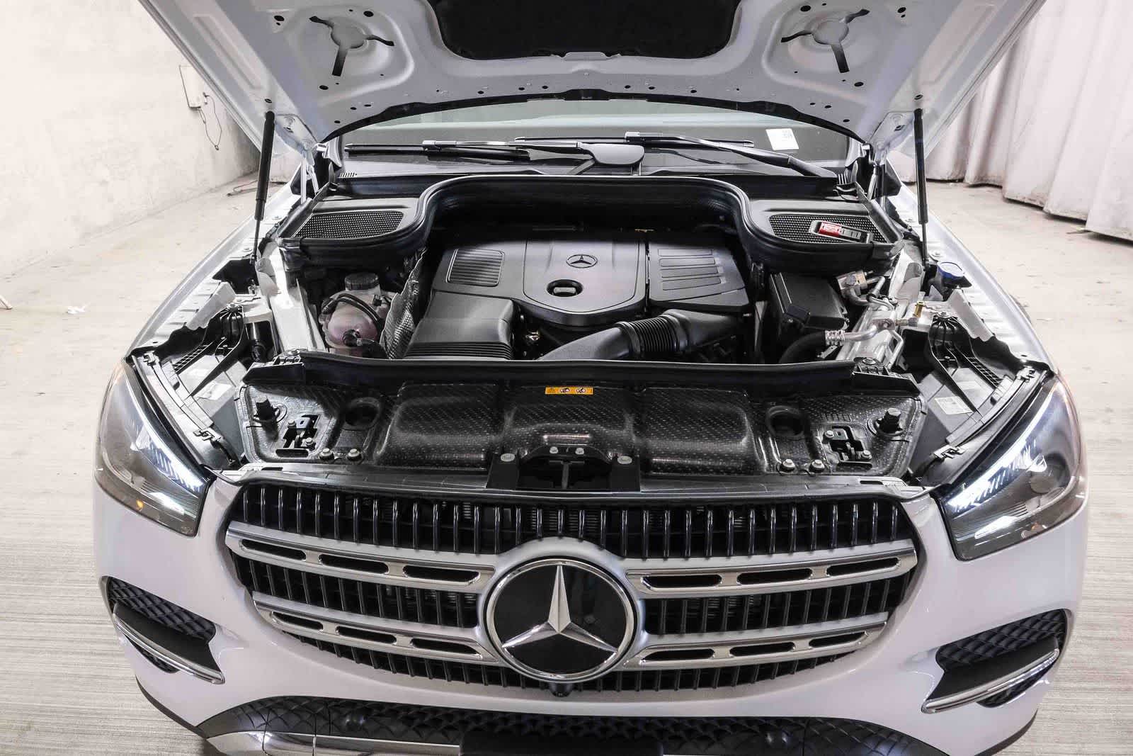Thumbnail: 2026 Mercedes-Benz GLE - 33