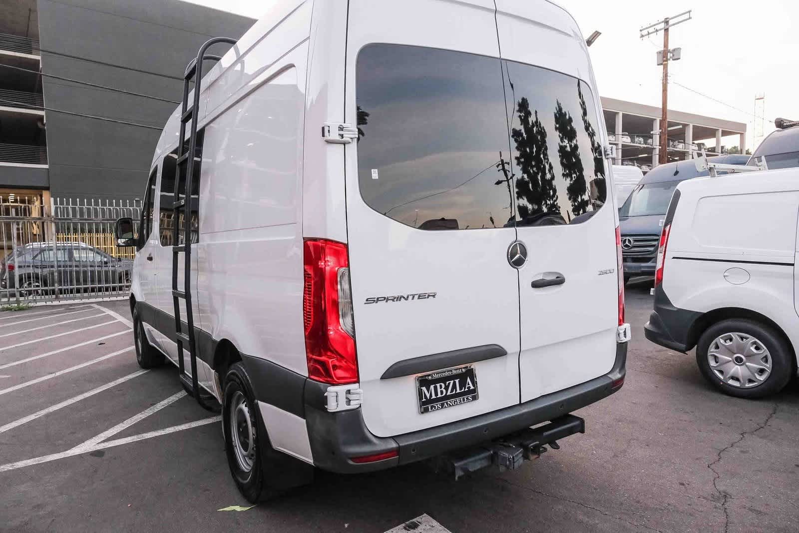 Thumbnail: 2022 Mercedes-Benz Sprinter - 8