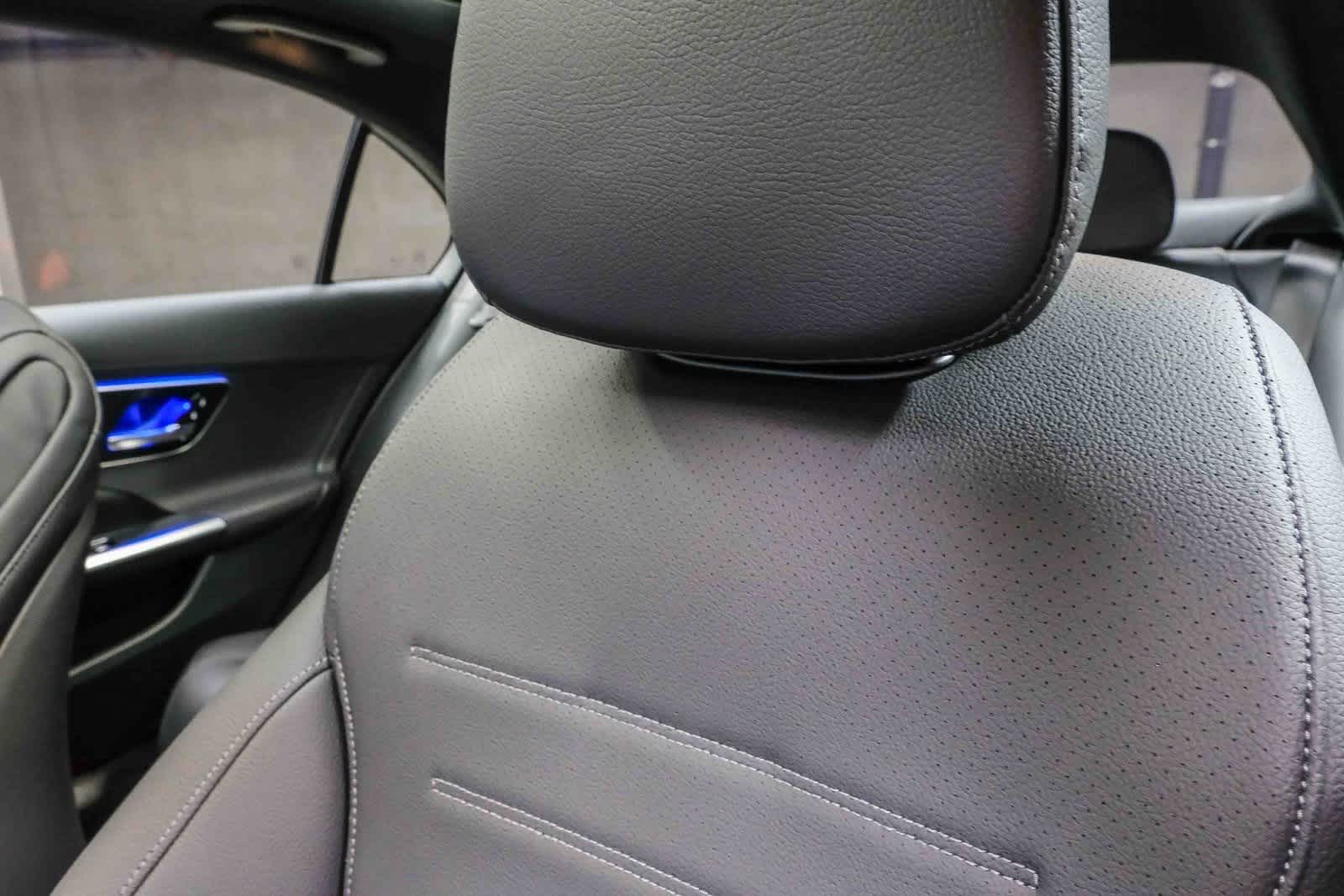 Thumbnail: 2025 Mercedes-Benz C-Class - 20