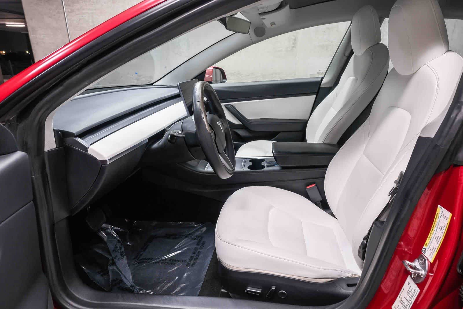 Thumbnail: 2021 Tesla Model 3 - 15