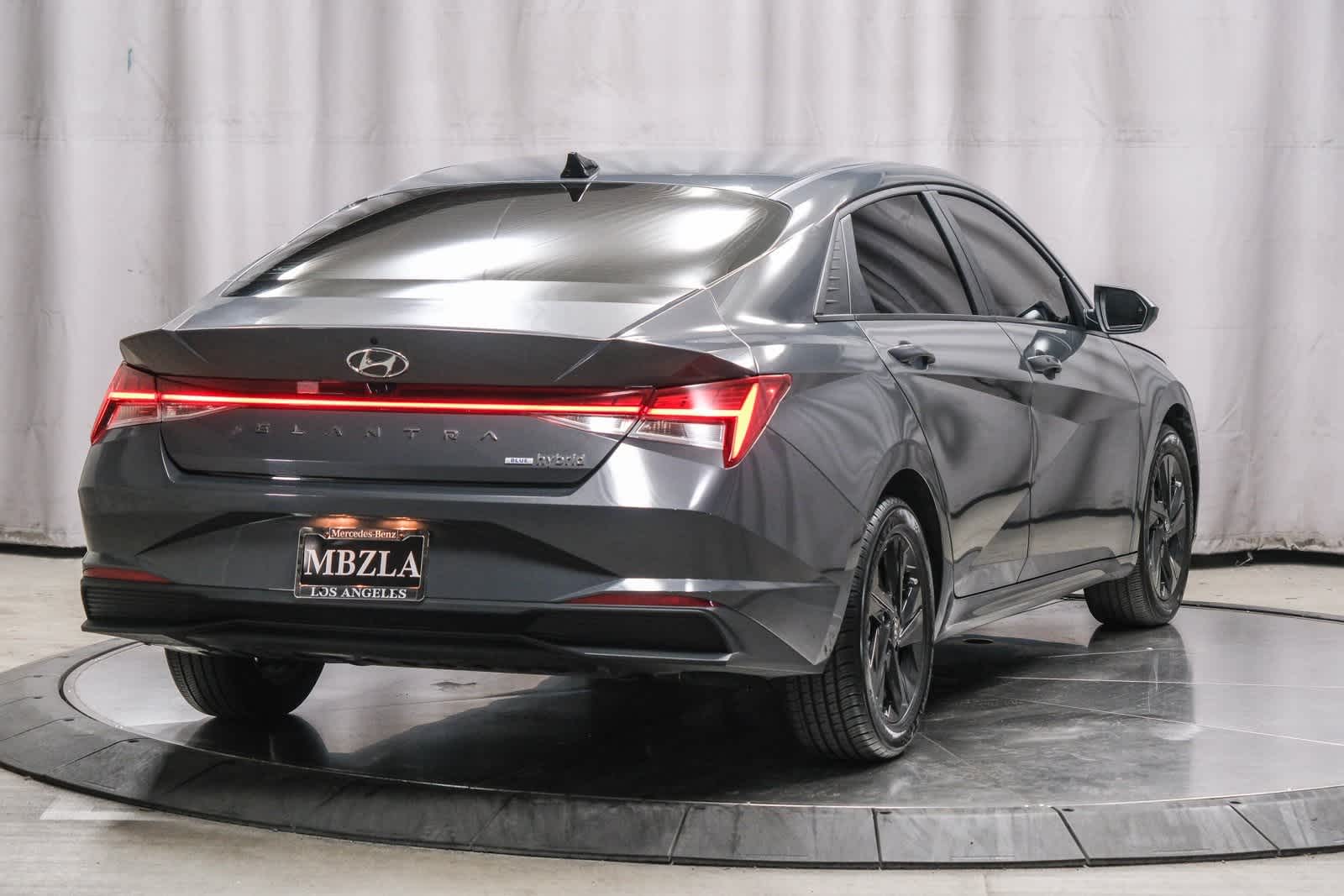 Thumbnail: 2023 Hyundai Elantra - 4