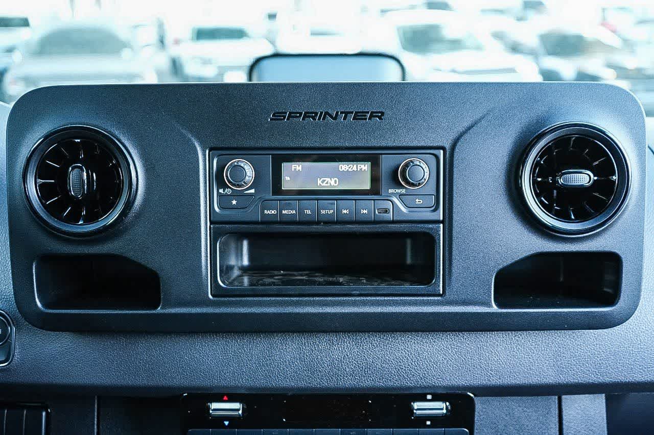 Thumbnail: 2026 Mercedes-Benz Sprinter - 14