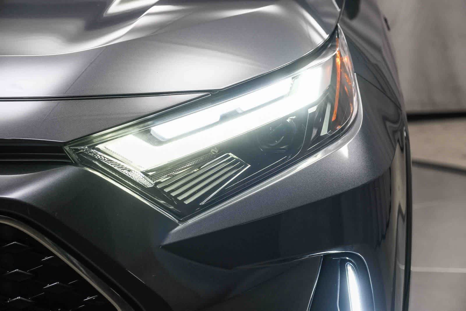 Thumbnail: 2022 Toyota RAV4 - 12