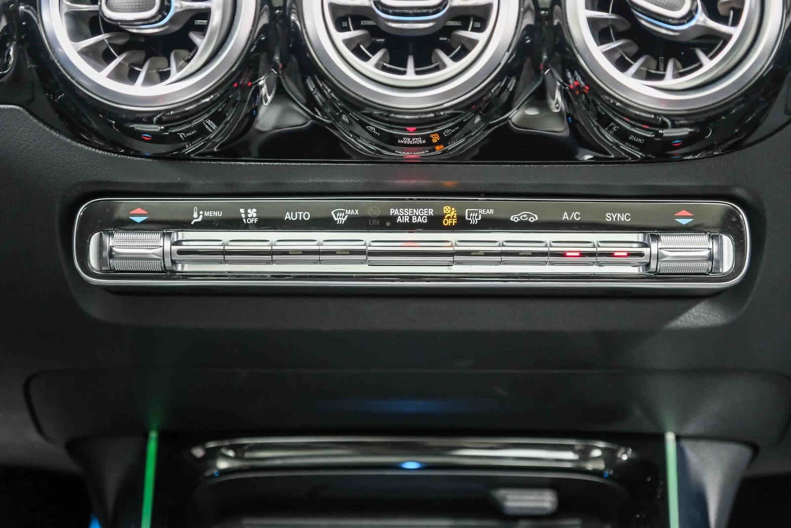 Thumbnail: 2025 Mercedes-Benz GLA - 15